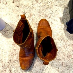 Frye womens Billy sz 7 brown well loved!